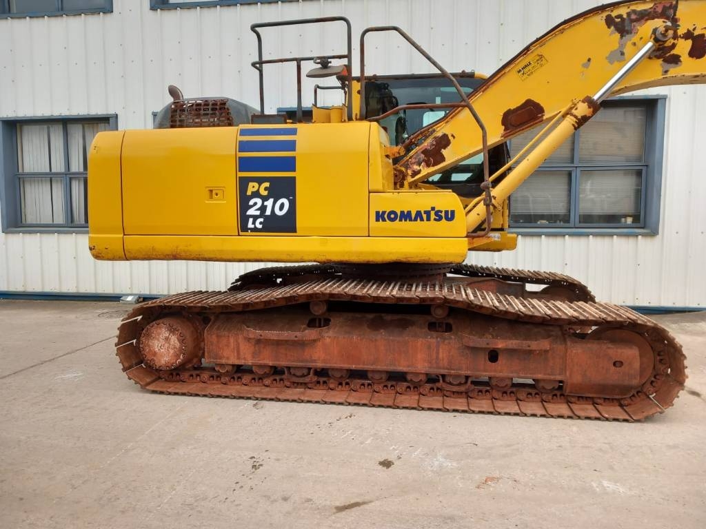 Komatsu PC210LC-10
