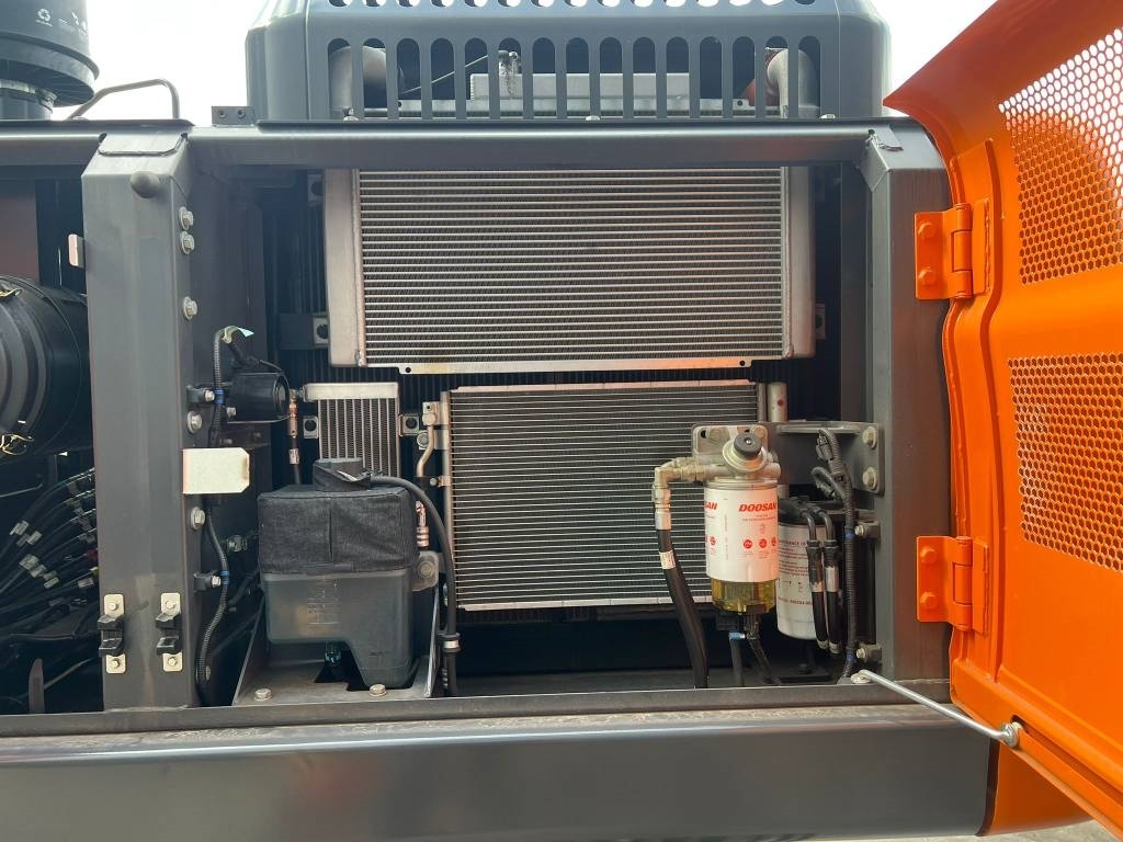 Doosan DX 225 LC-7M