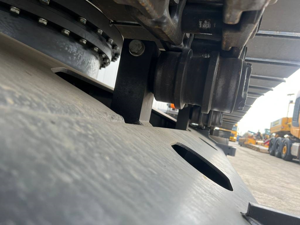 Doosan DX 225 LC-7M