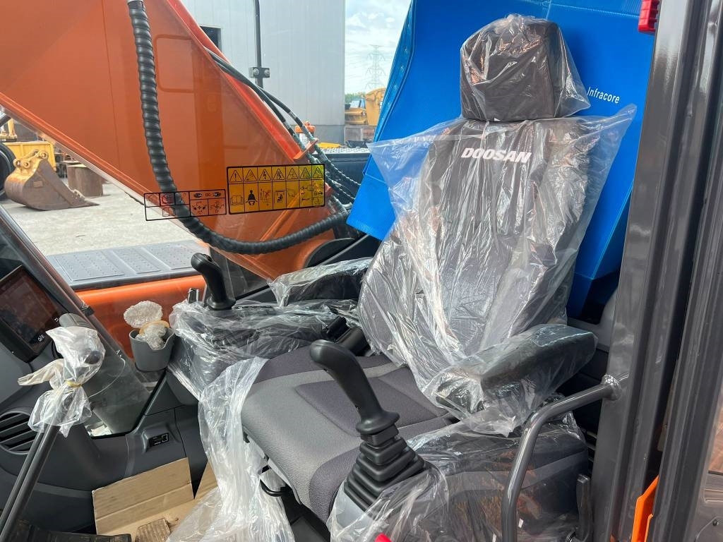Doosan DX 225 LC-7M