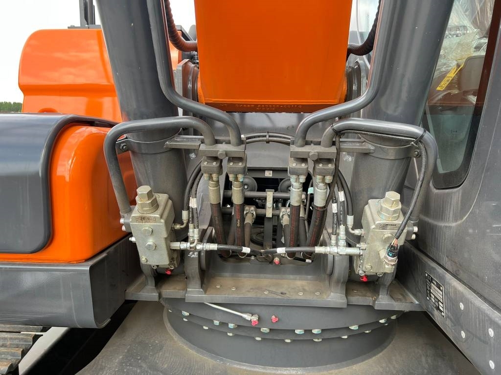 Doosan DX 225 LC-7M