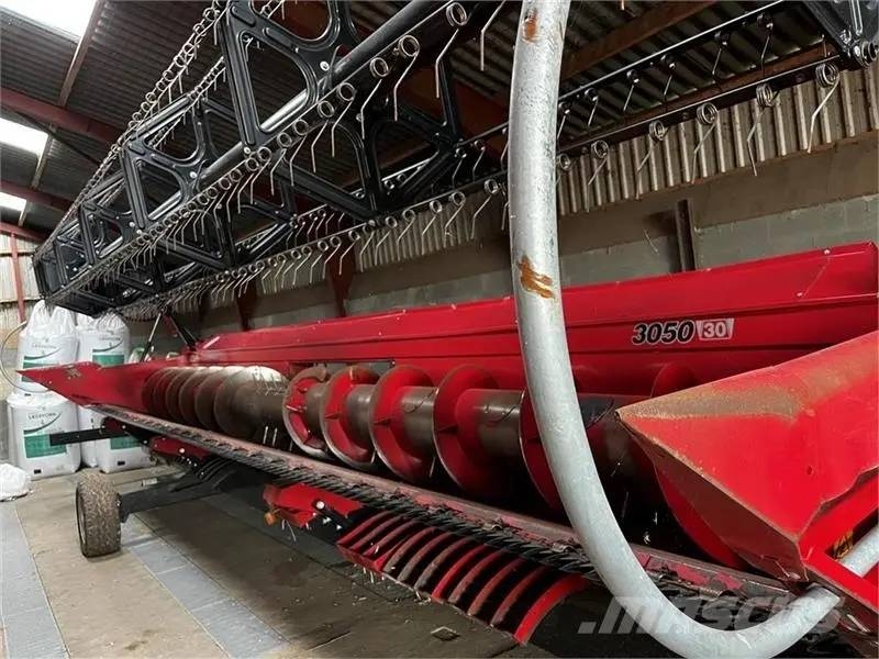 Case IH Axial Flow 8230