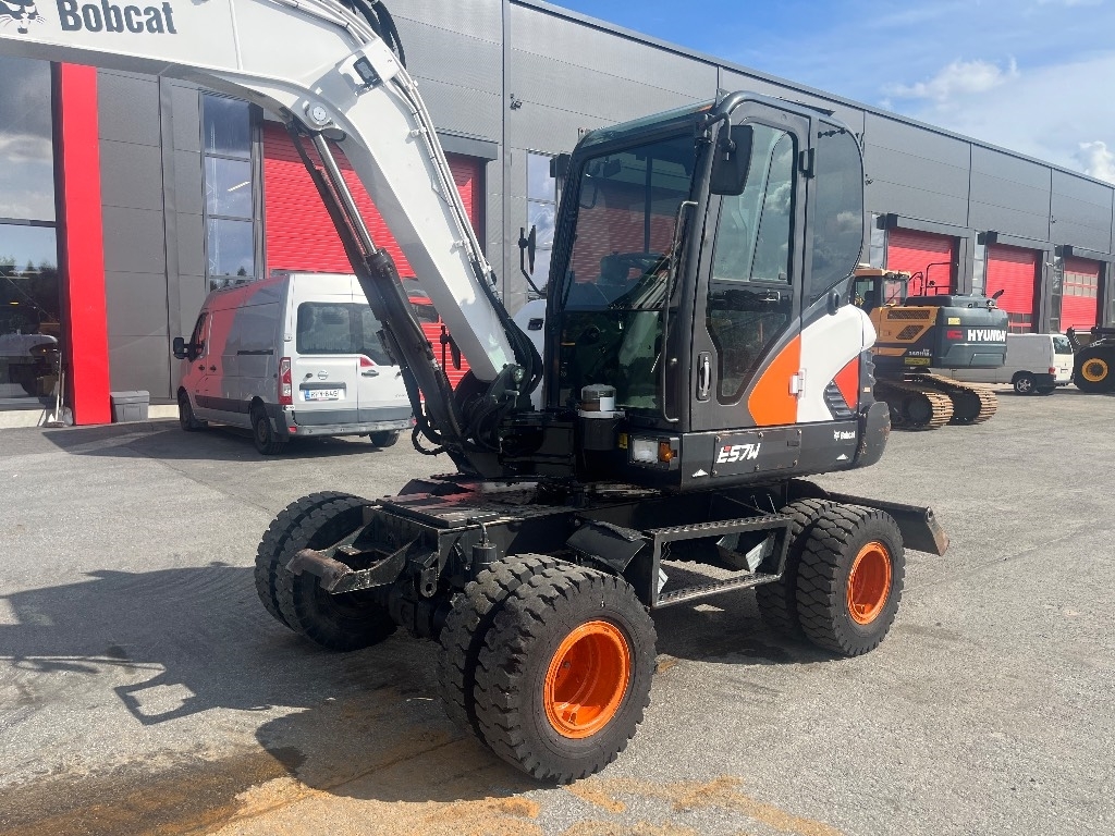 bobcat-e-57-w-engcon-kauha-ras,304b0849