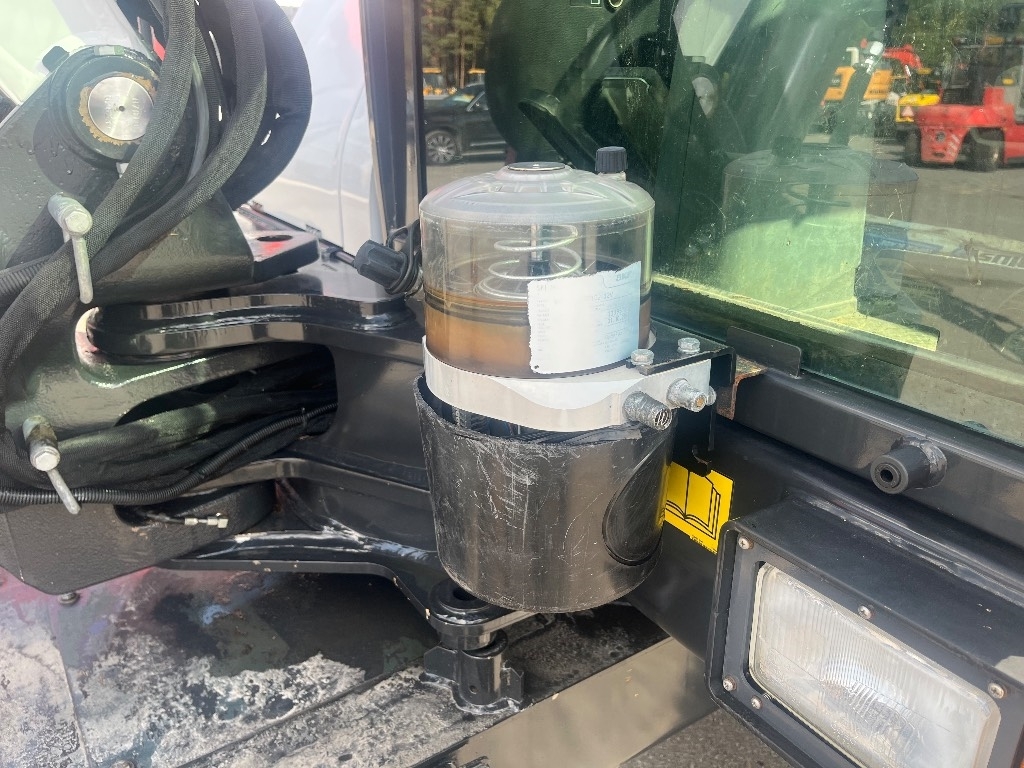 bobcat-e-57-w-engcon-kauha-ras,9f25a55b