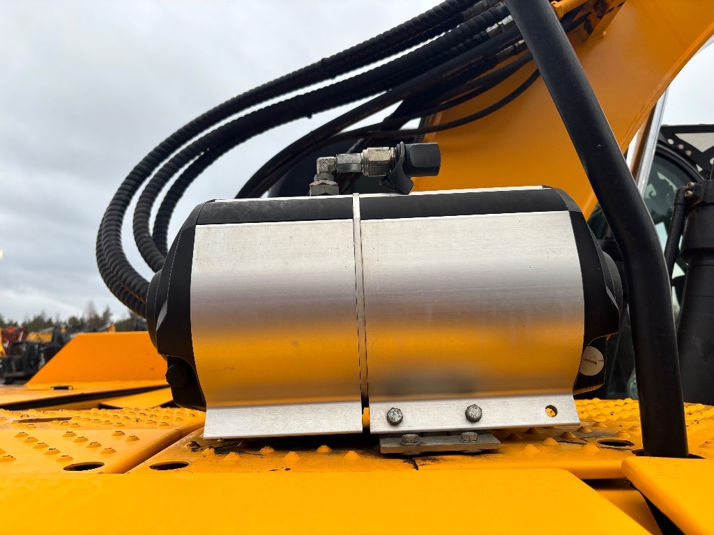 jcb-jz-140-lc-engcon-4-kauhaa,a0f825c3