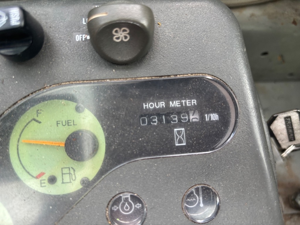 yanmar-vio-25-kallistaja-kauha,f5102bb6