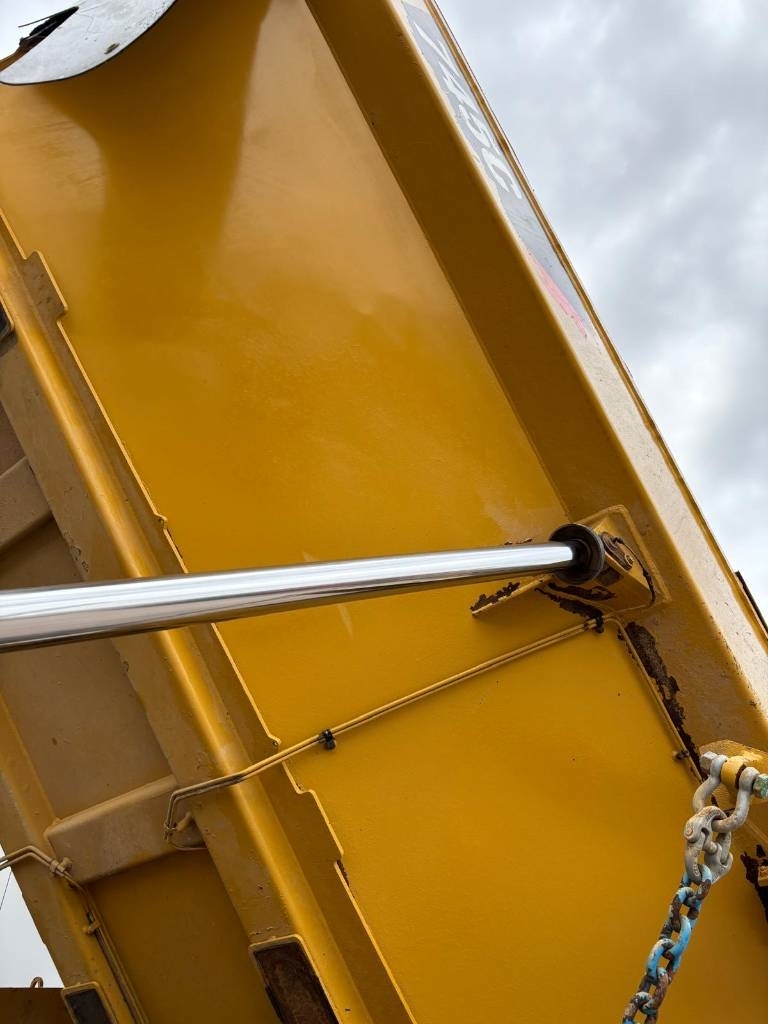 CAT 745 C