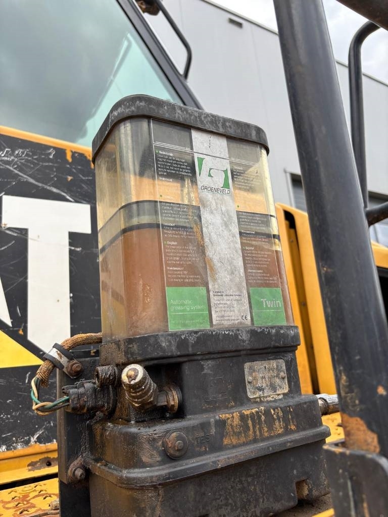 CAT 745 C