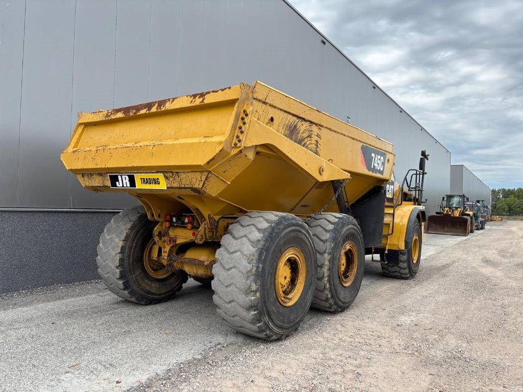 CAT 745 C