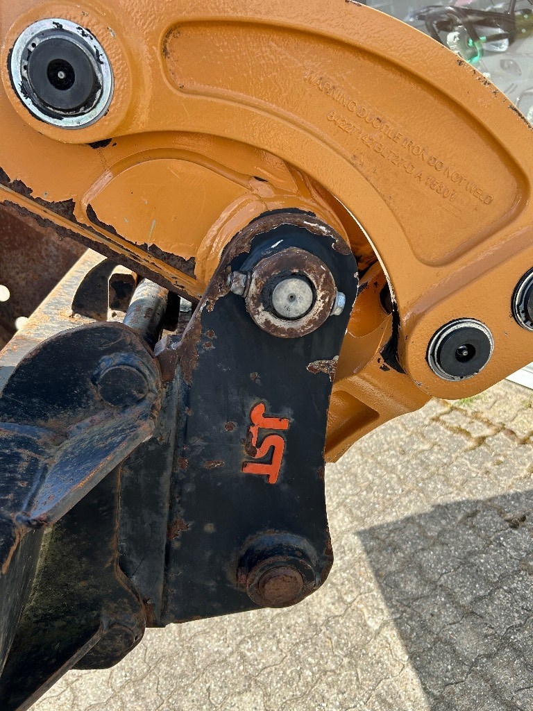 CASE 590 ST