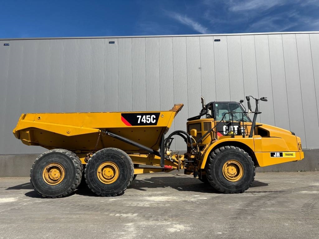 CAT 745 C