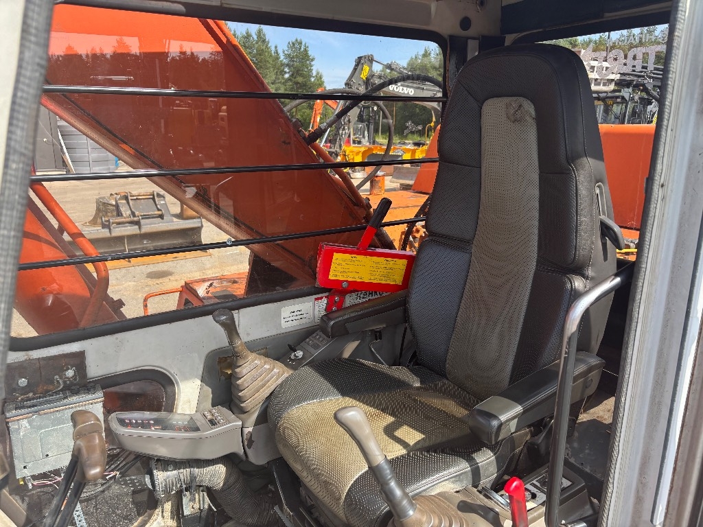 fiat-hitachi-fh-220-lc-kallist,32c772cc