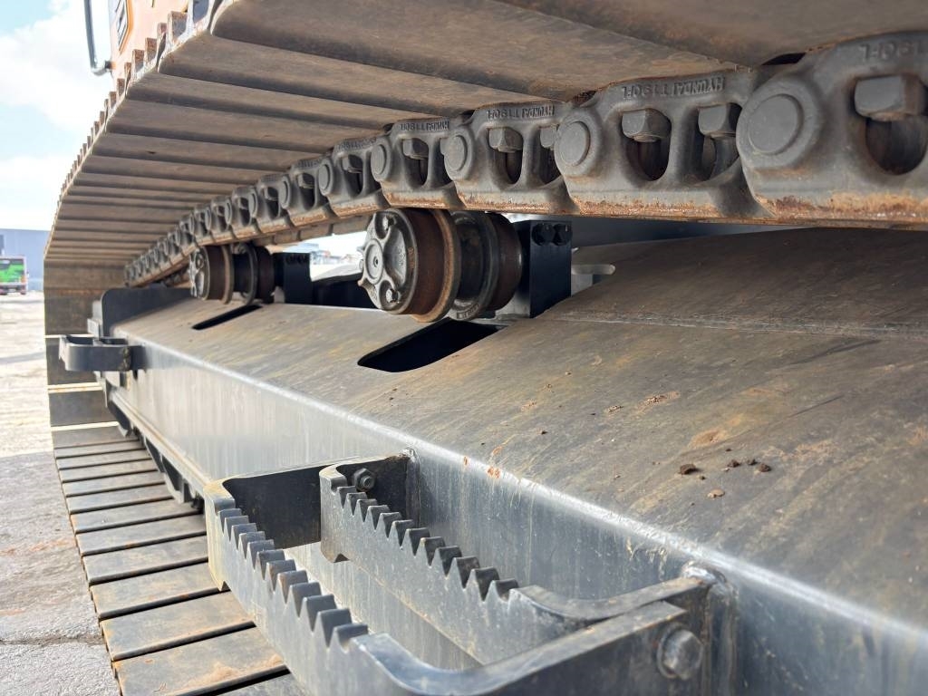 Hyundai R 245 LR (New / Non CE Certified)