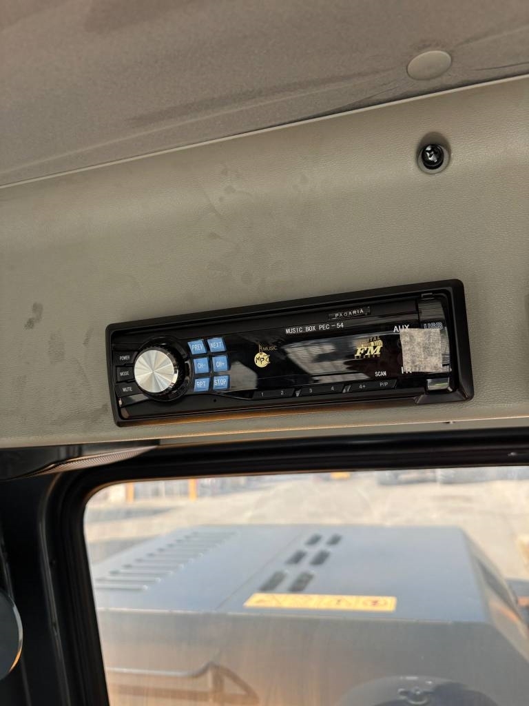 Hyundai R 245 LR (New / Non CE Certified)