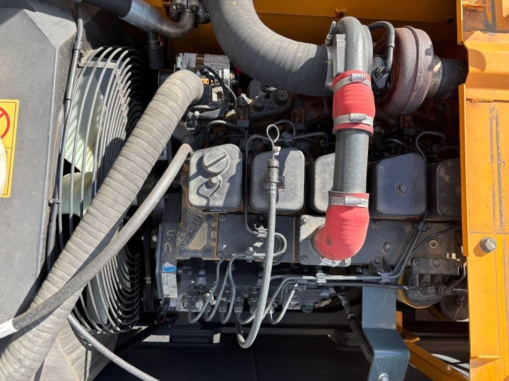 Hyundai R 245 LR (New / Non CE Certified)