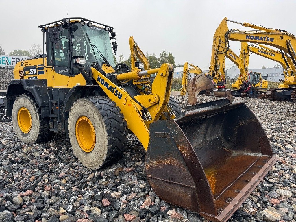 Komatsu WA 270-8 – bilde 1