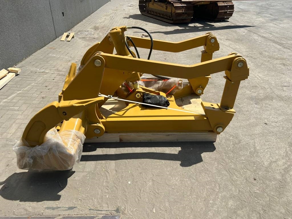 CAT D6T - D6R NEW RIPPER