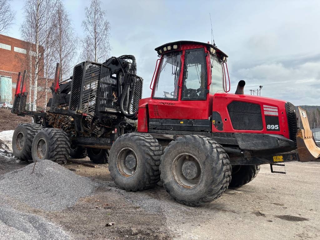 Komatsu 895 | Polar Machine Trading