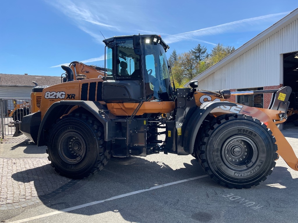 CASE 821 G XR