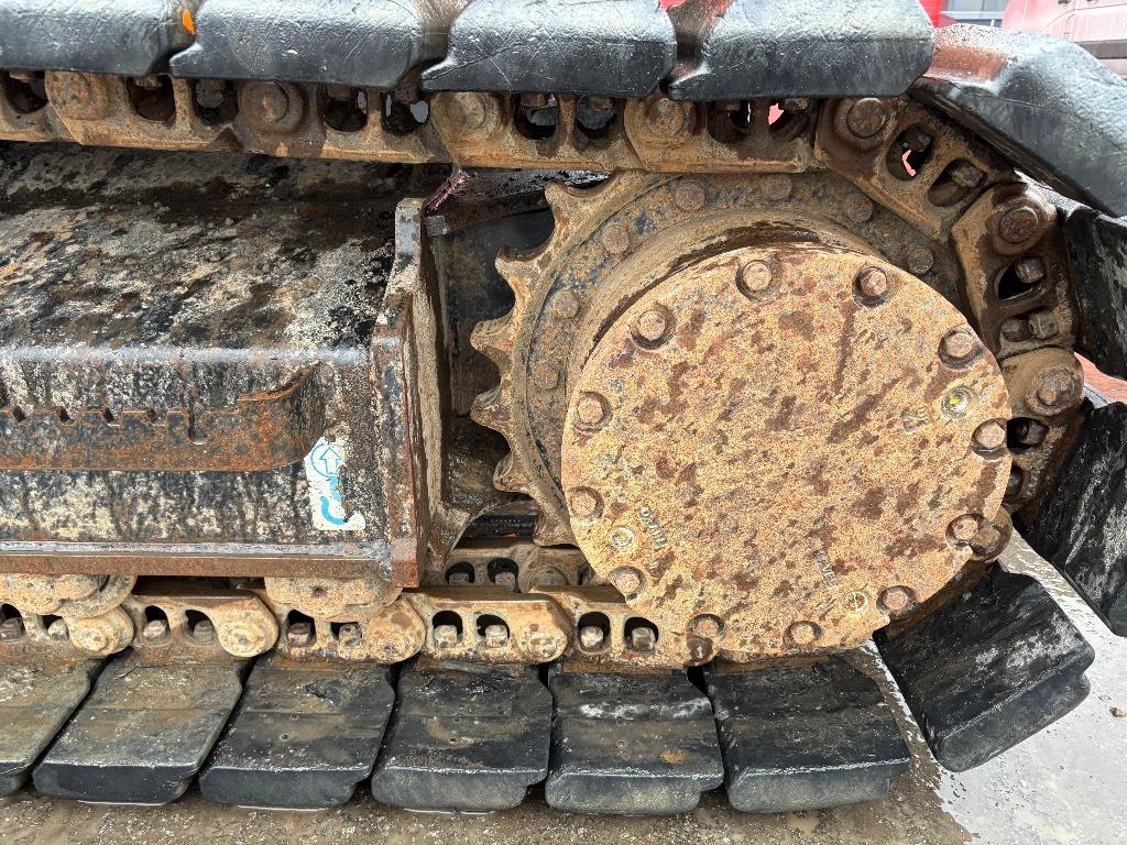 hitachi-zx-135-us-7-rototilt-r,58be4eb1