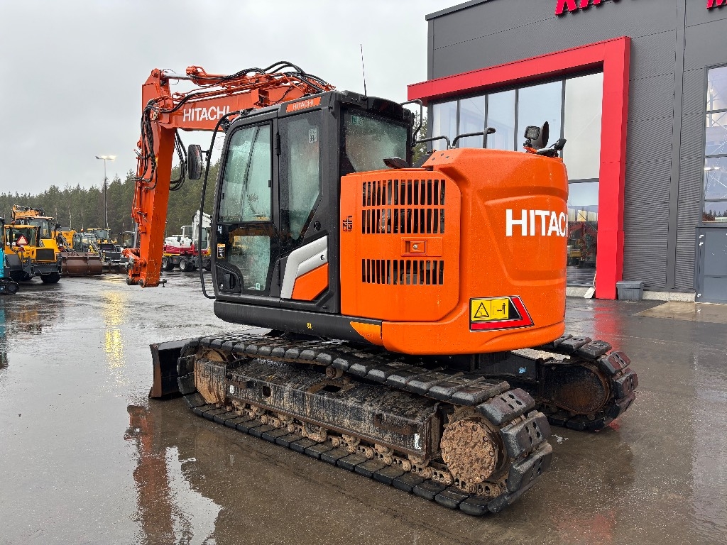 hitachi-zx-135-us-7-rototilt-r,ee182764