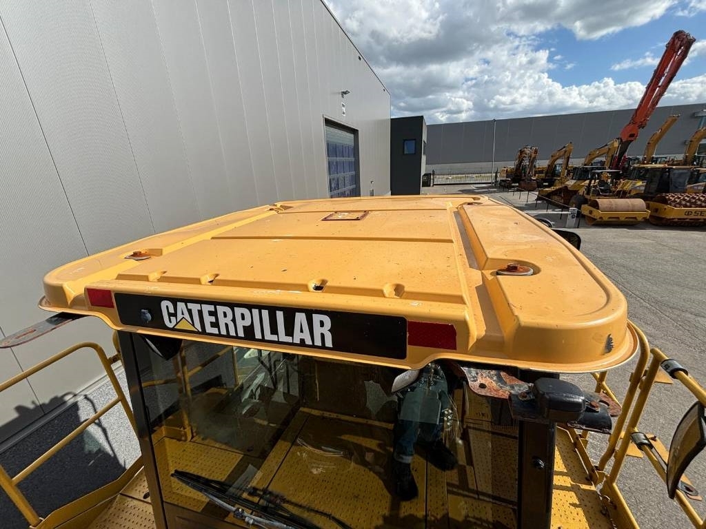 CAT 988 H