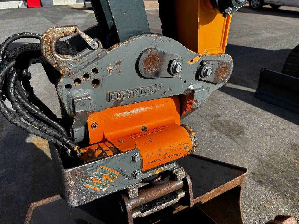 hyundai-robex-60-cr-9-pyoritta,29f0b243