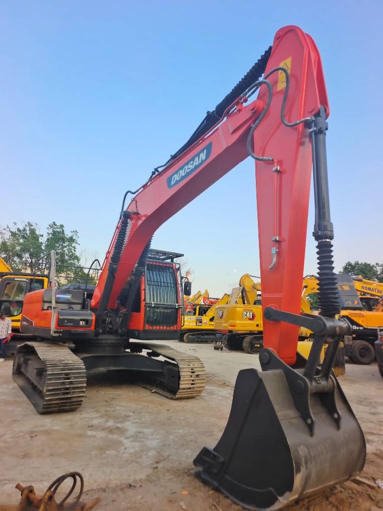 2024 Doosan DX225LC-9C-49009687