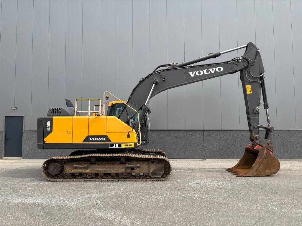 Volvo EC 220 EL (new undercarriage)
