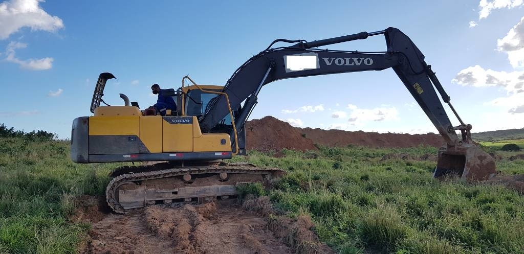 Volvo 220 экскаватор