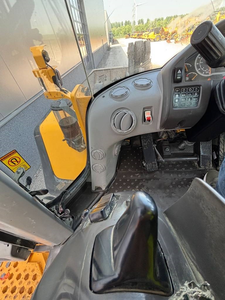 Volvo L 220 H (CDC+ Co pilot)