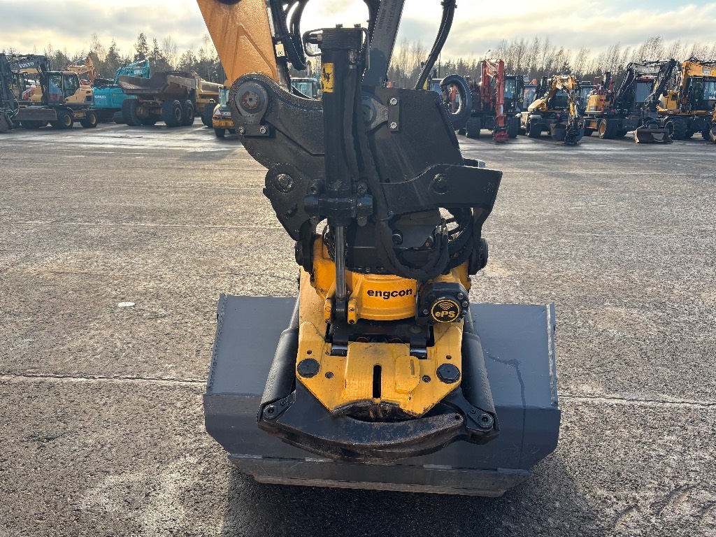 liebherr-913-compact-huippu-va,ab8fb8ab