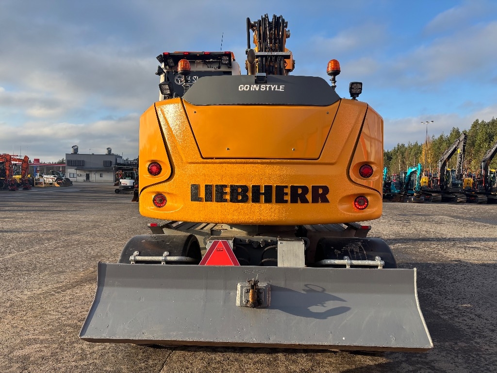 liebherr-913-compact-huippu-va,ee2a13b9