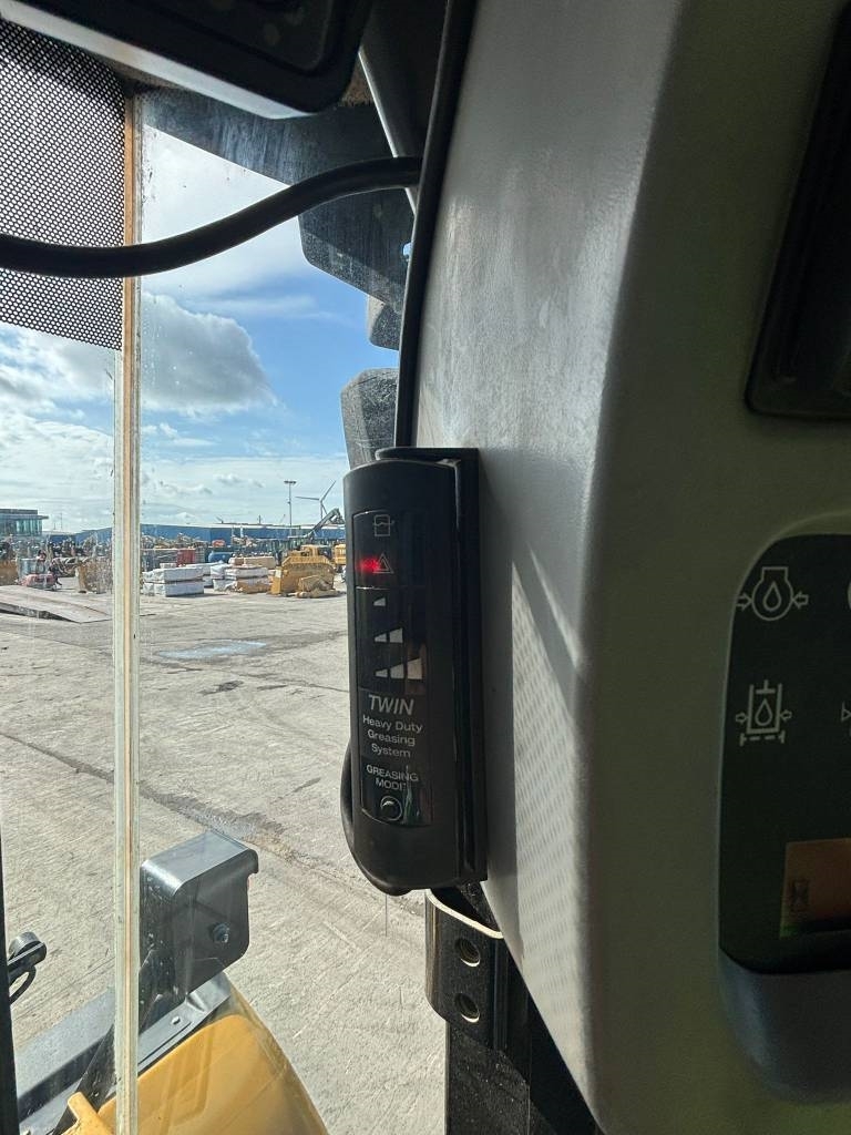 CAT 950 H (Verified low hours)