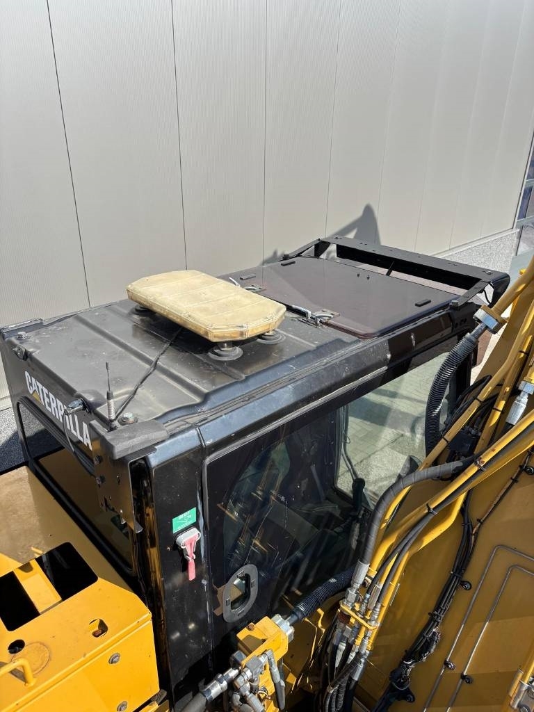 CAT 330 FL