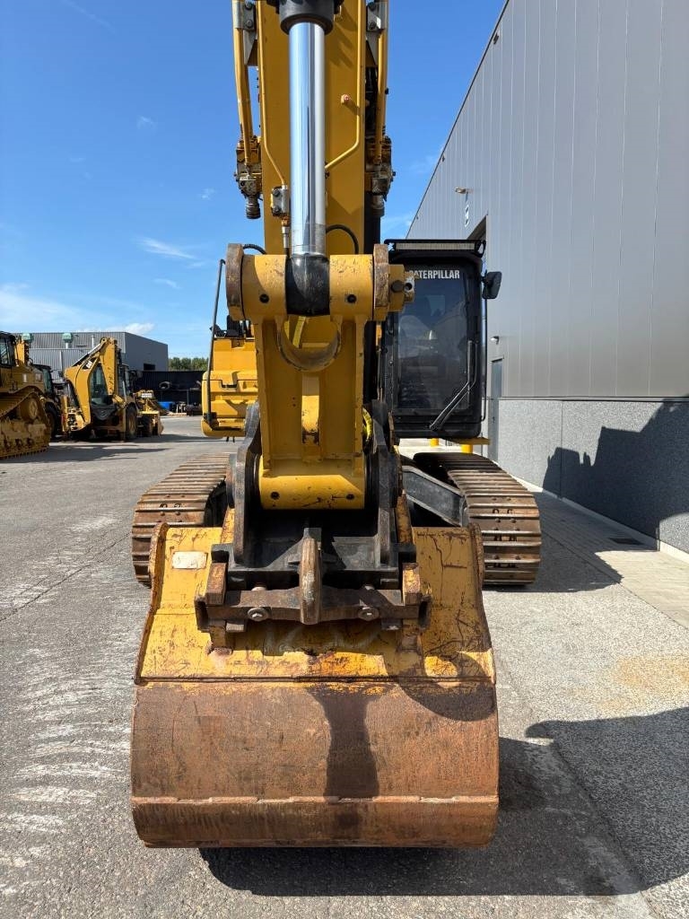 CAT 330 FL