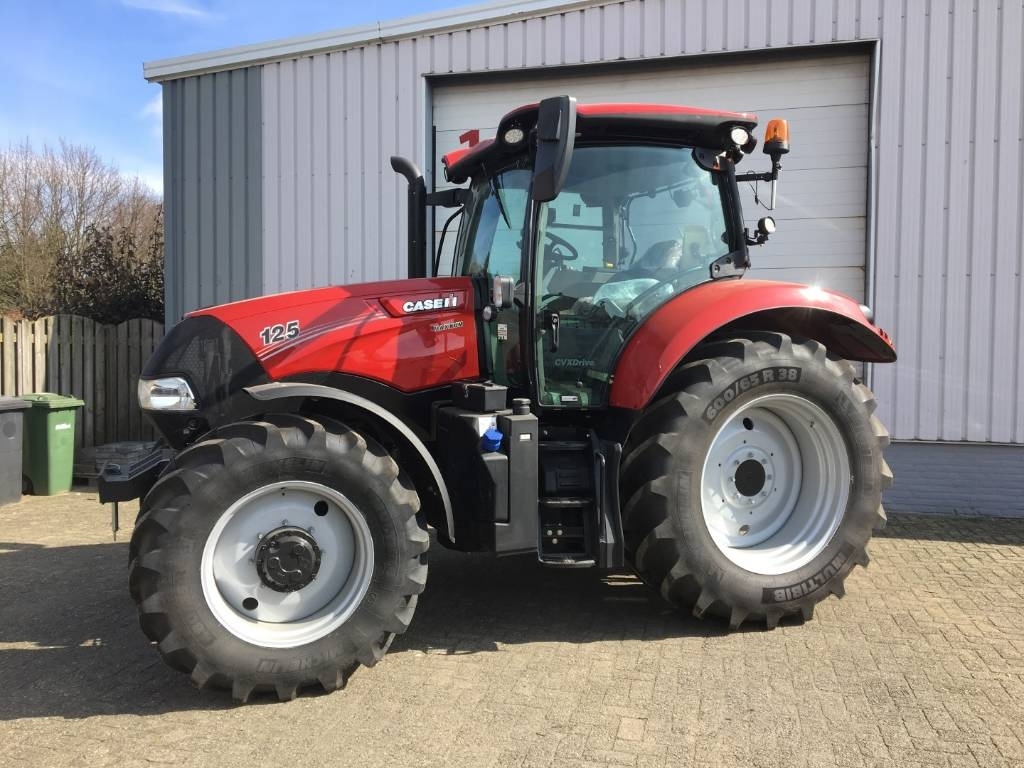 Case IH Maxxum 125 CVX tractor Tractoren Landbouw Evax BV
