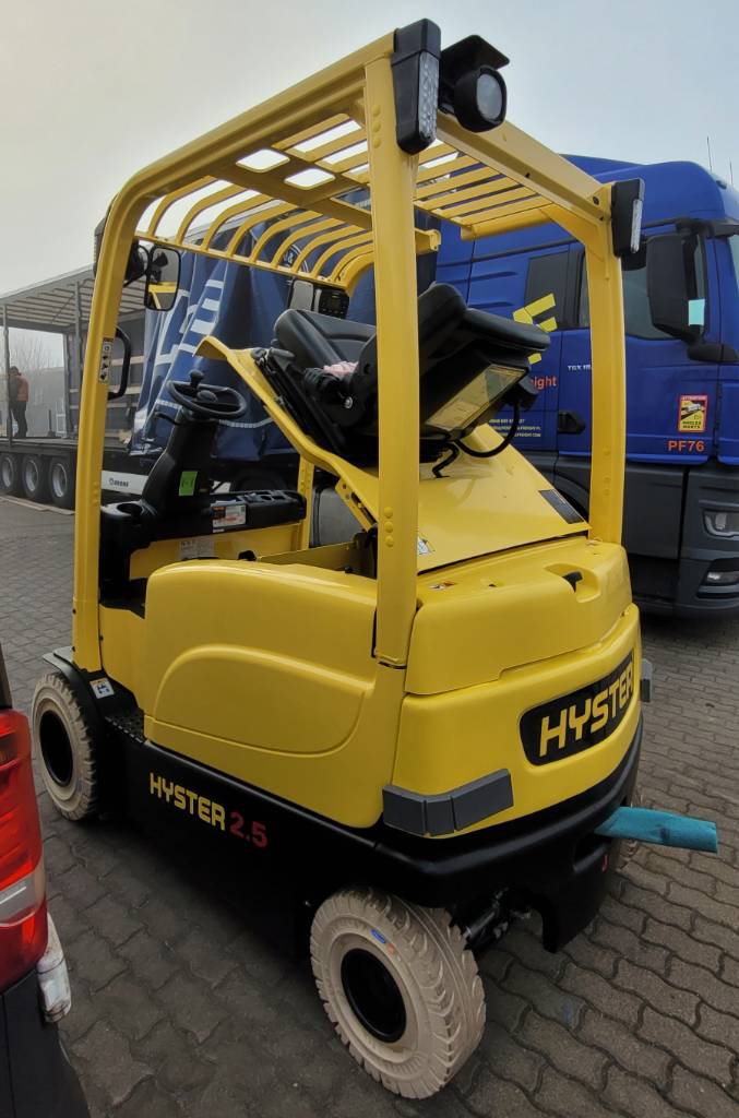 Hyster J2.5XN, Electric counterbalance Forklifts, Material Handling