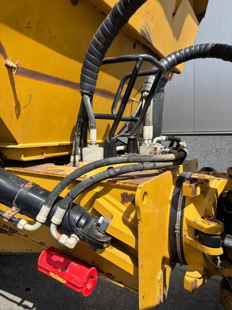 CAT 745 C (CE /Low Hours)