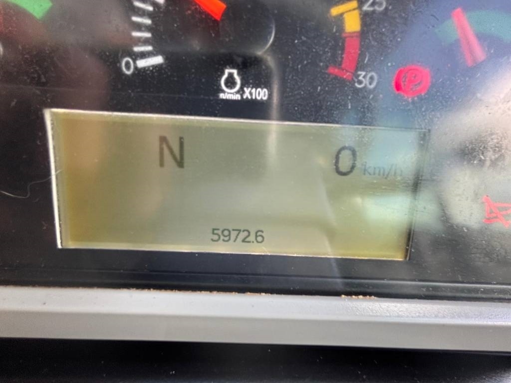 CAT 745 C (CE /Low Hours)