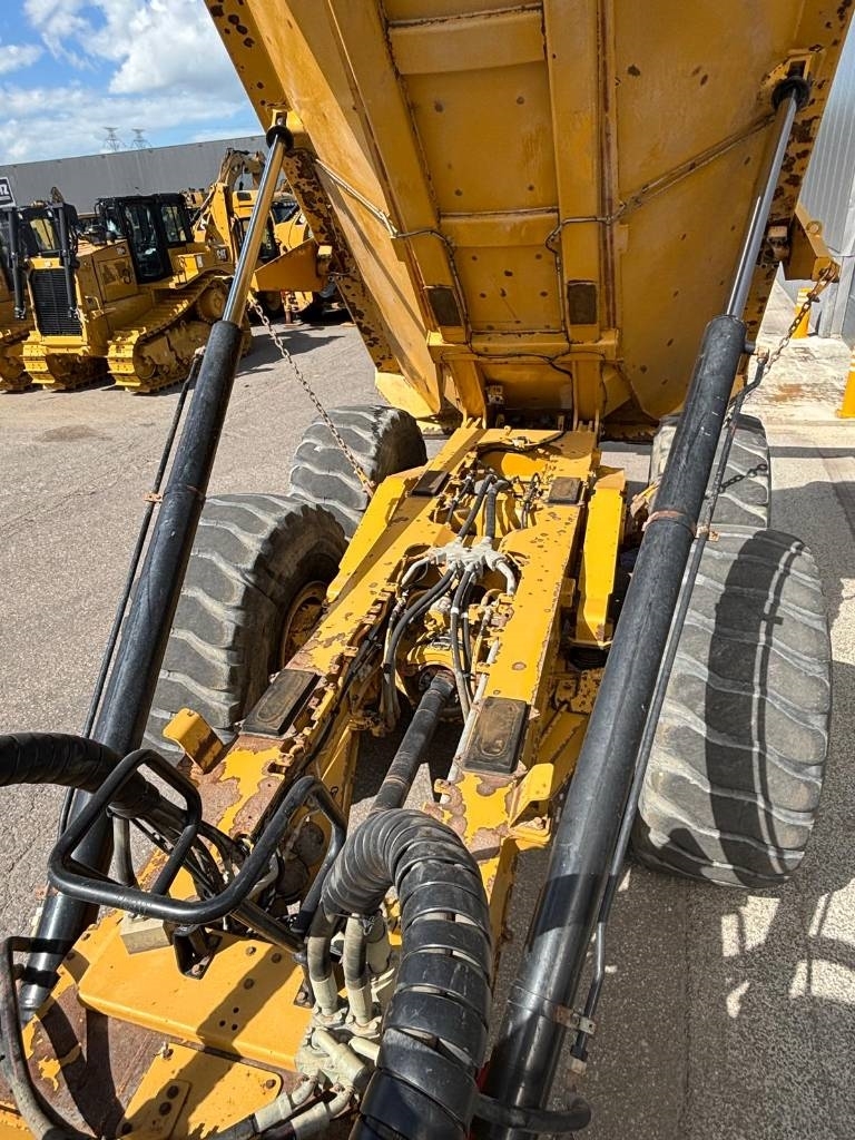 CAT 745 C (CE /Low Hours)