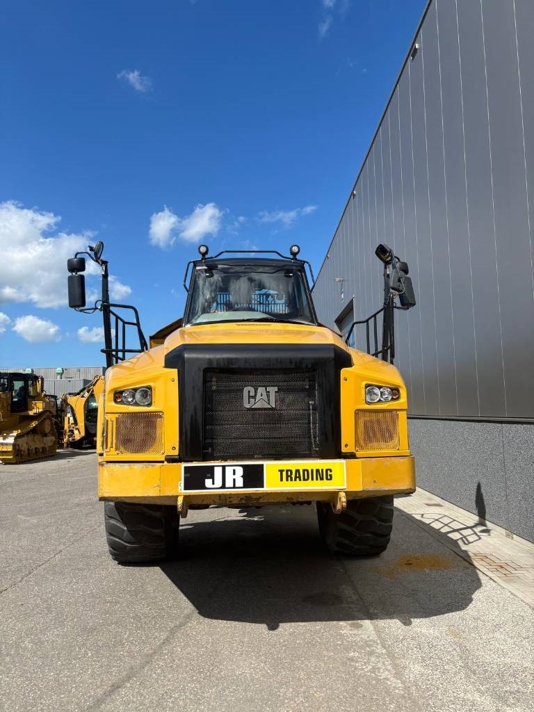 CAT 745 C (CE /Low Hours)