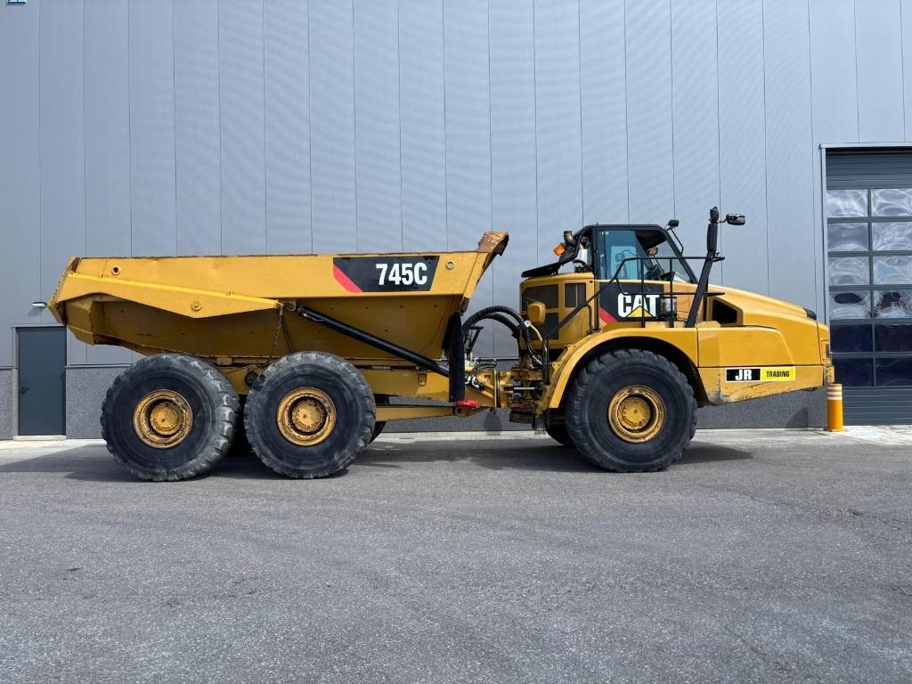 CAT 745 C (CE /Low Hours)