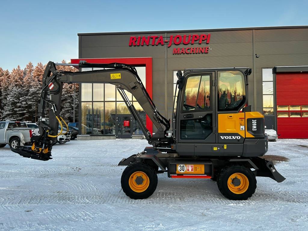 volvo-ew60e-engcon-lammitin-ra,0e6013b4