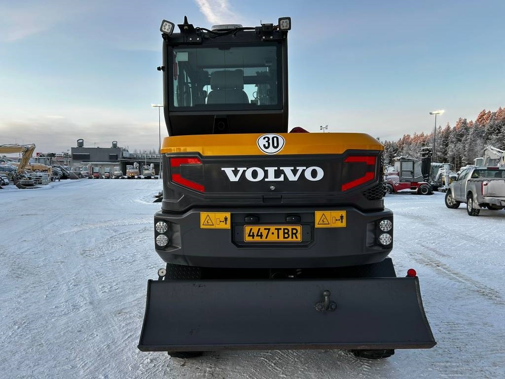 volvo-ew60e-engcon-lammitin-ra,58beb4f9