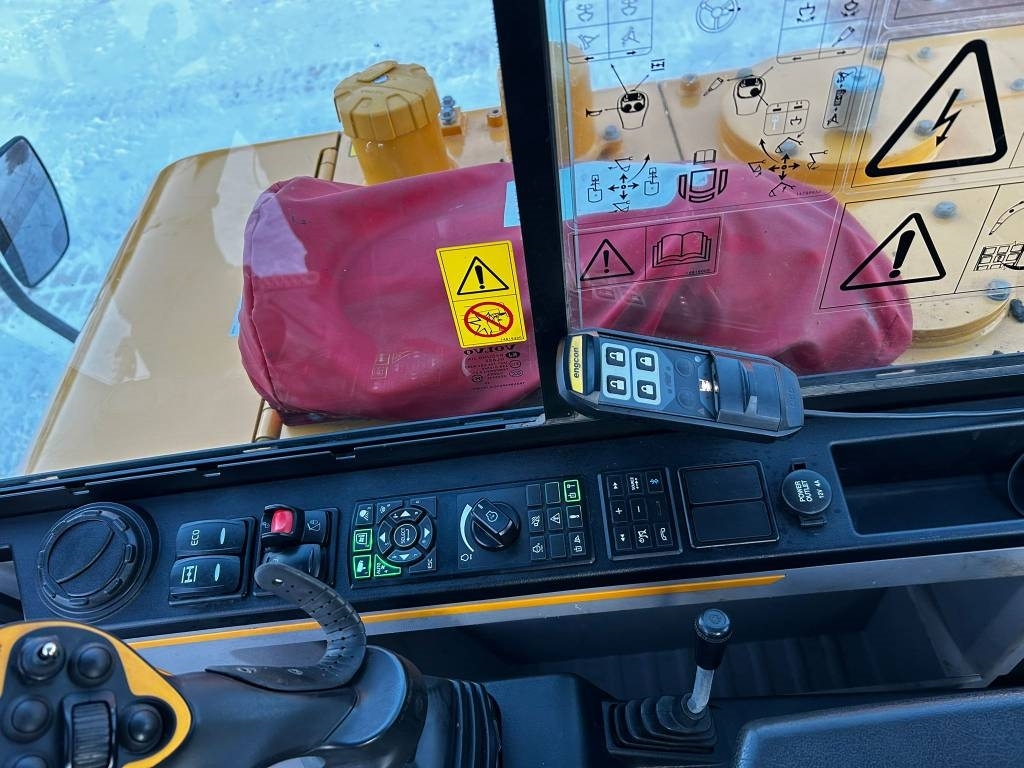 volvo-ew60e-engcon-lammitin-ra,9d9bb387