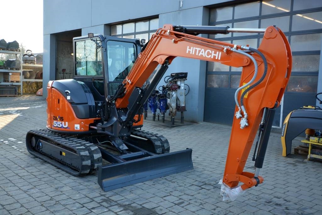 55インチ ZX55U-6 Mini Excavators - HitachiCM Europe