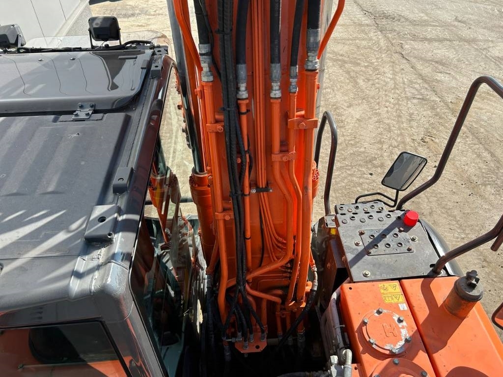 Hitachi ZX 140 W-5B