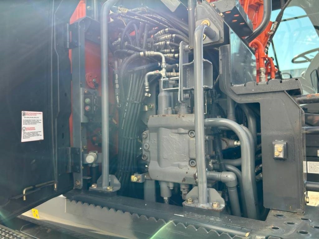 Hitachi ZX 140 W-5B
