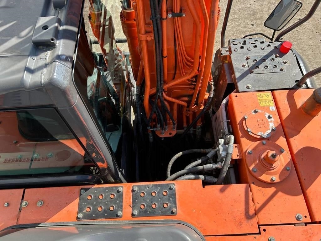 Hitachi ZX 140 W-5B